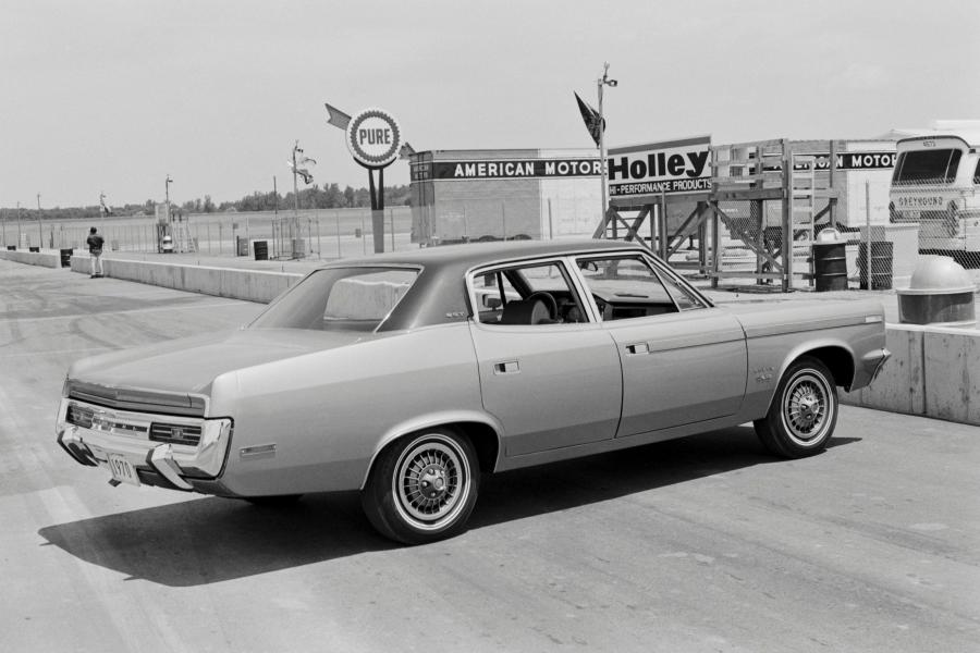  AMC Rebel SST Sedan (7015-7) 1970 года  (фото 3 из 3)